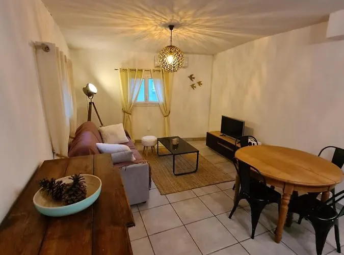 La Parenthese Holiday home Entrevennes